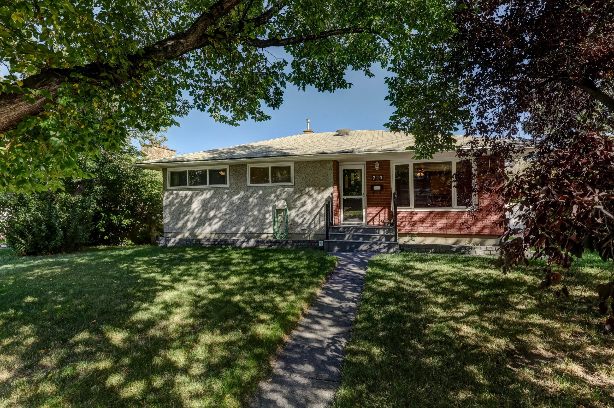 002-74 Chelsea Street 002